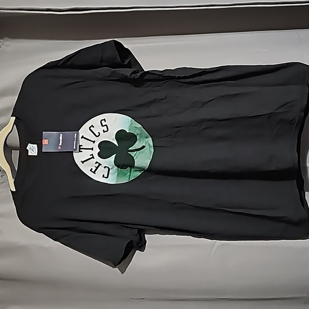 Boston celtics t-shirt